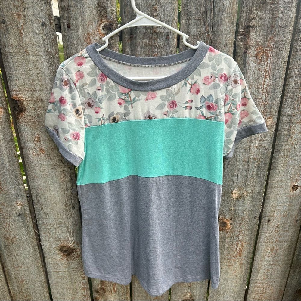 Unbranded blouse short sleeve tshirt size medium